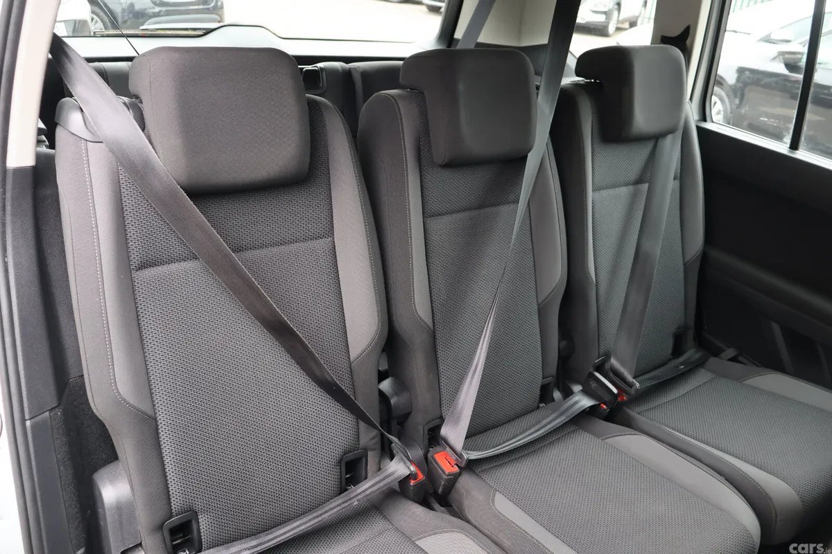 Volkswagen Touran MPV, Diesel, 2018, Grey