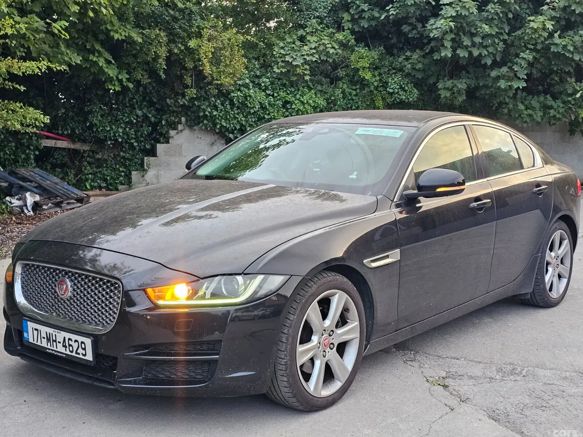 Jaguar XE Saloon, Diesel, 2017, Black