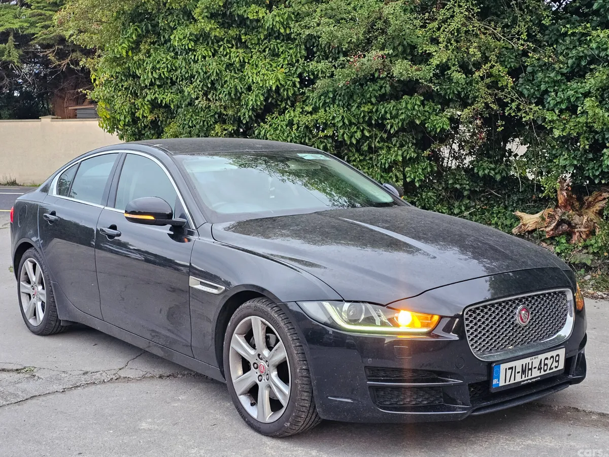 Jaguar XE Saloon, Diesel, 2017, Black