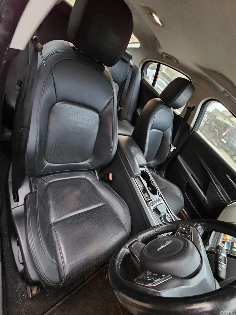 Jaguar XE Saloon, Diesel, 2017, Black