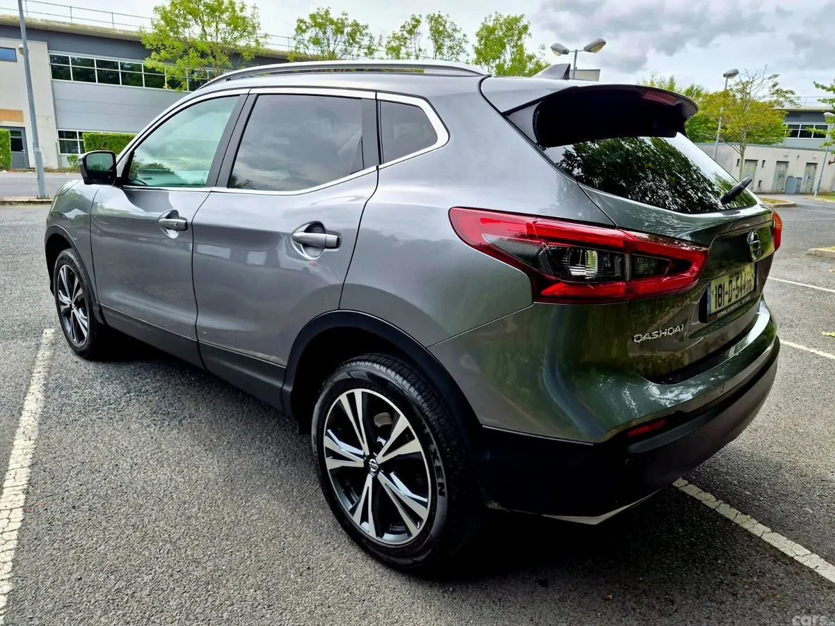 Nissan Qashqai Hatchback, Diesel, 2018, Grey