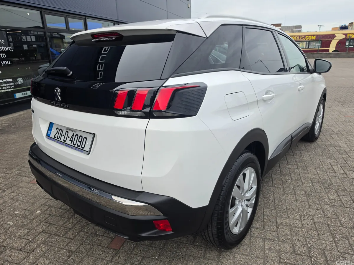 Peugeot 3008 MPV, Petrol, 2020, White