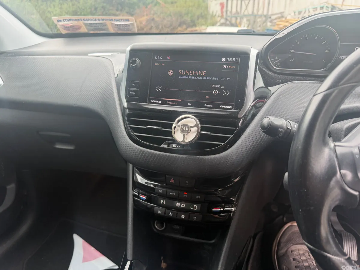 Peugeot 2008 Hatchback, Petrol, 2018, Red