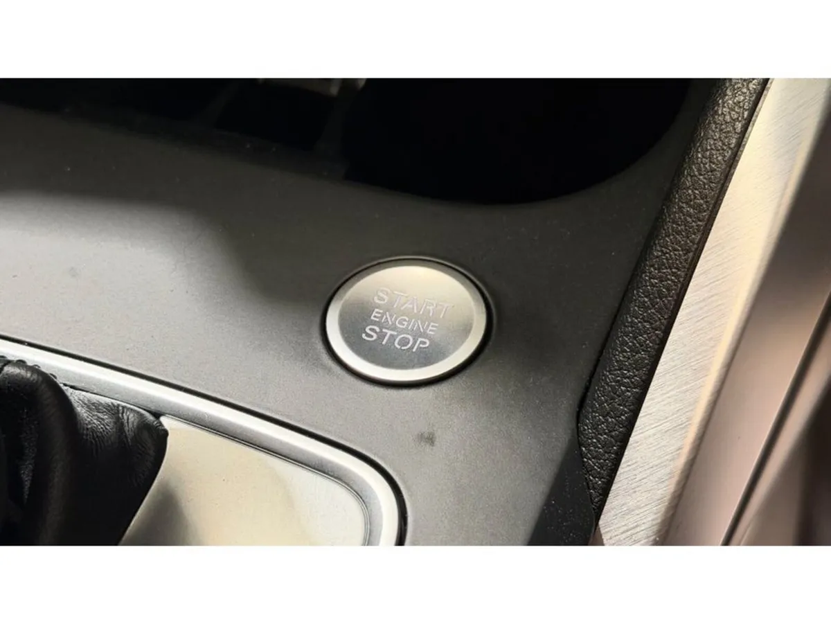 Audi Q2 SUV, Petrol, 2017, White