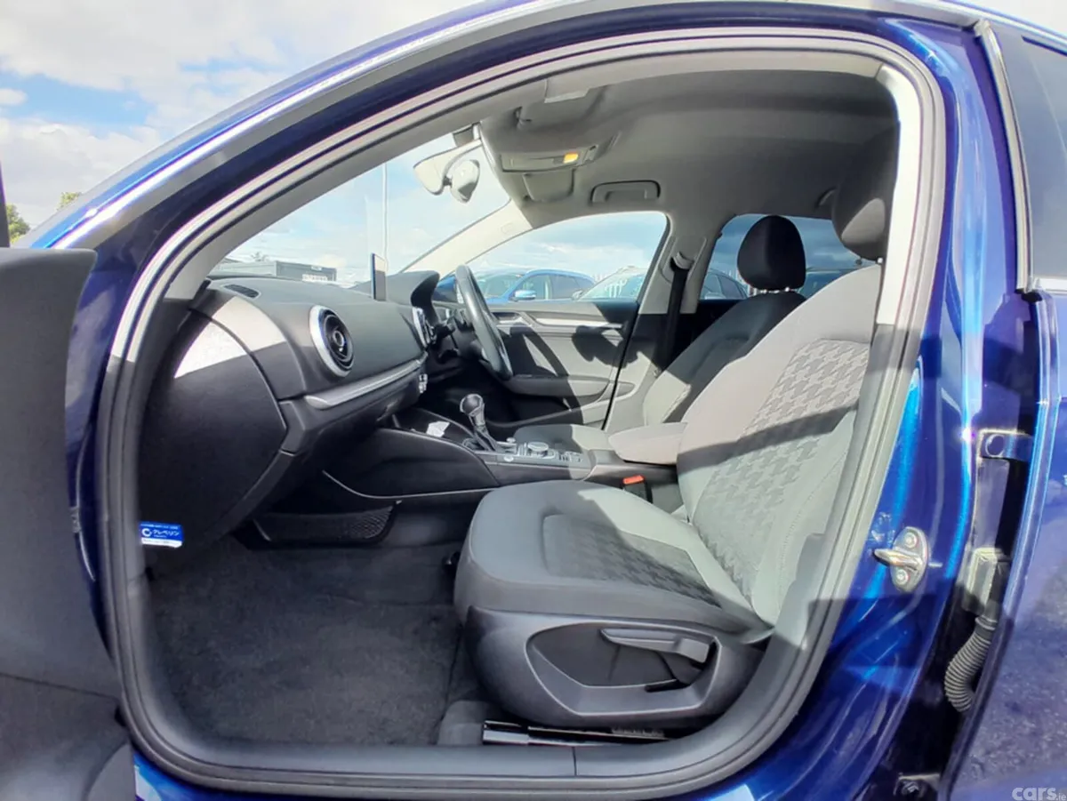 Audi A3 Hatchback, Petrol, 2014, Blue
