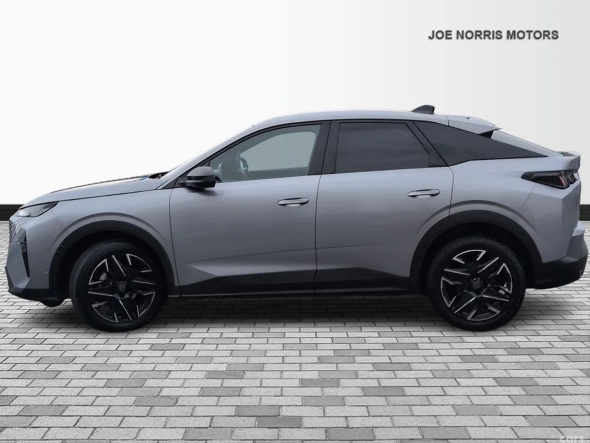 Peugeot 3008 MPV, Petrol, 2025, Grey
