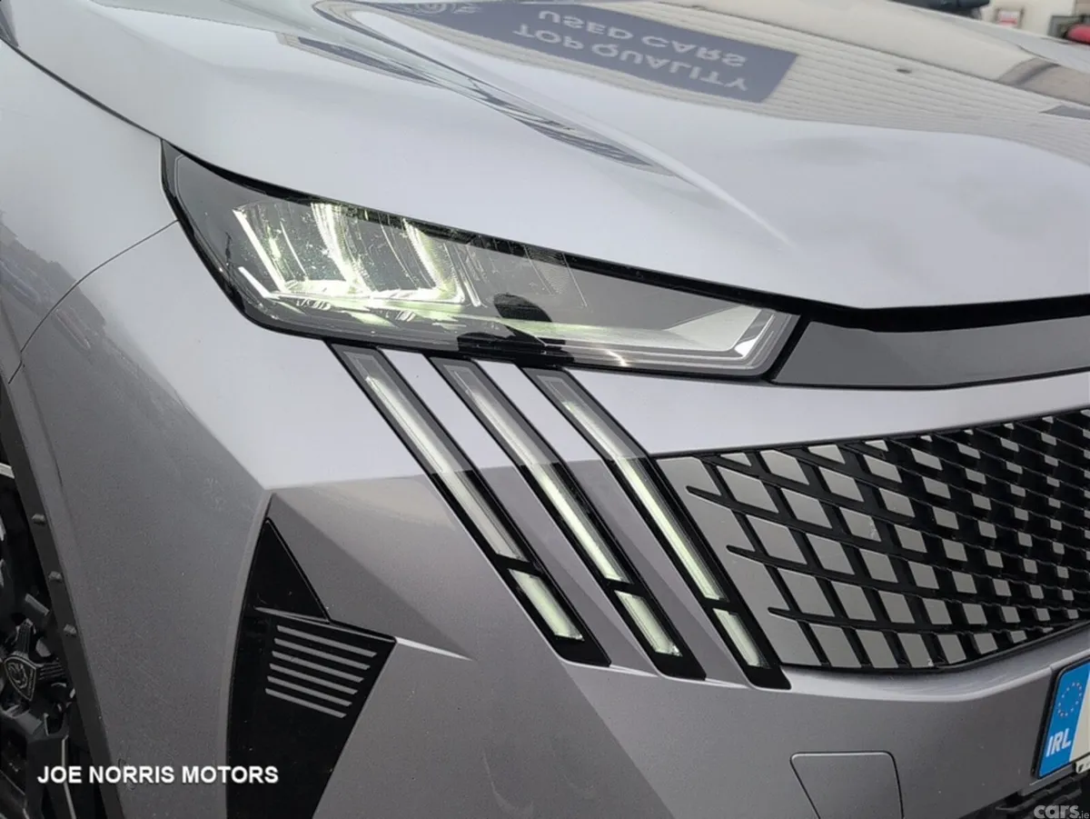Peugeot 3008 MPV, Petrol, 2025, Grey