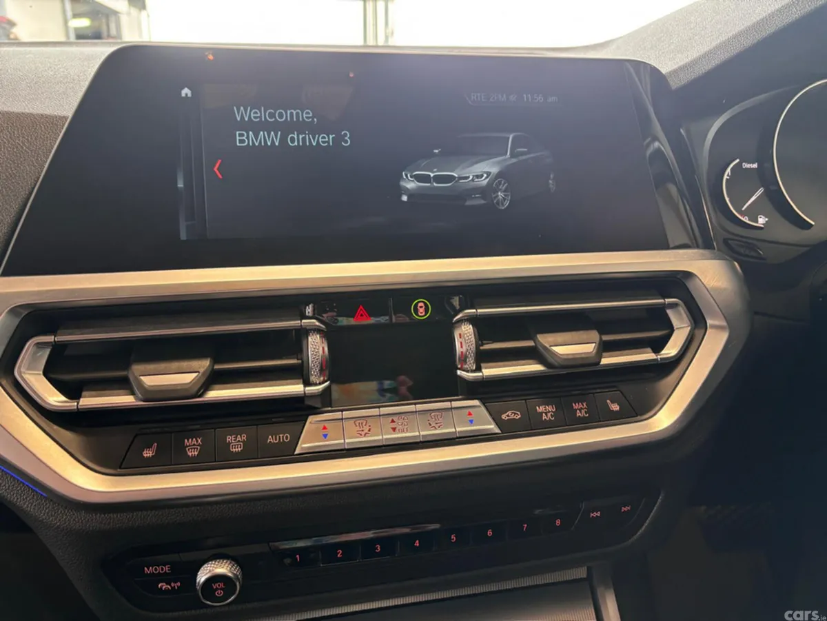 BMW 3-Series Saloon, Diesel, 2019, Red