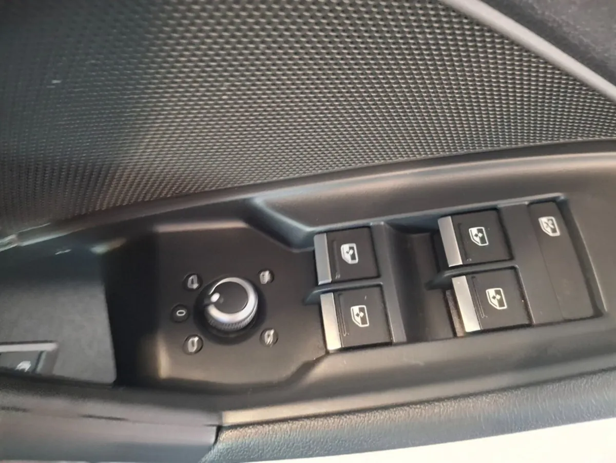 Audi A3 Hatchback, Petrol Plug-in Hybrid, 2023, Blue