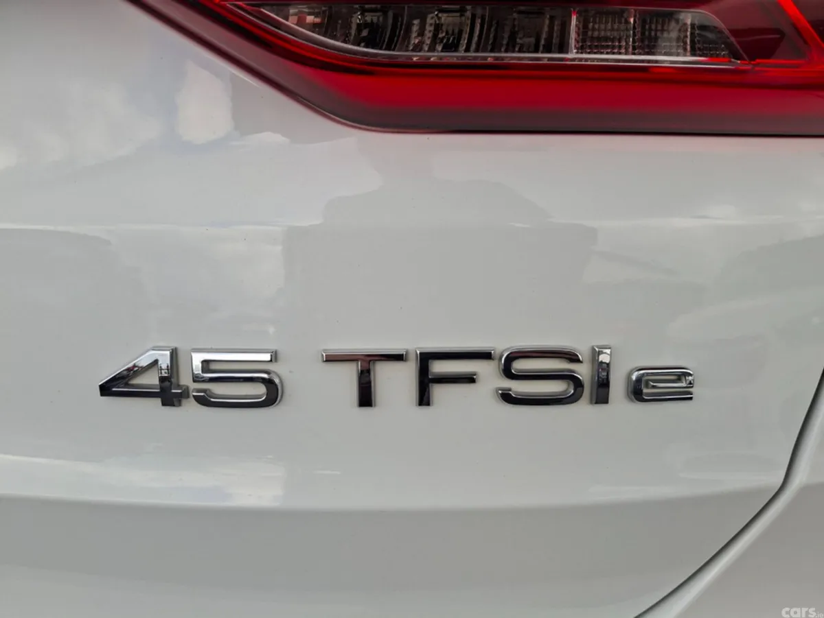 Audi Q3 Estate, Petrol Plug-in Hybrid, 2023, White