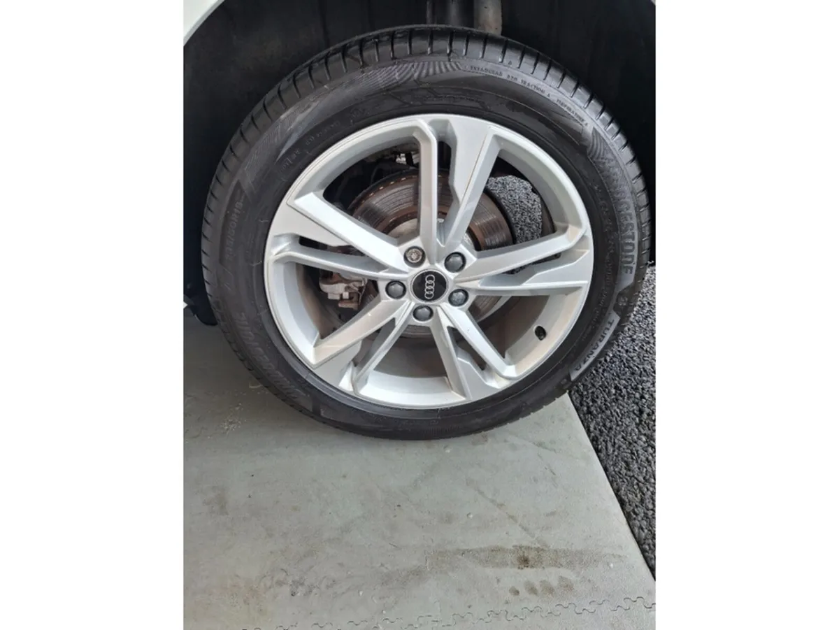 Audi Q3 Estate, Petrol Plug-in Hybrid, 2023, White