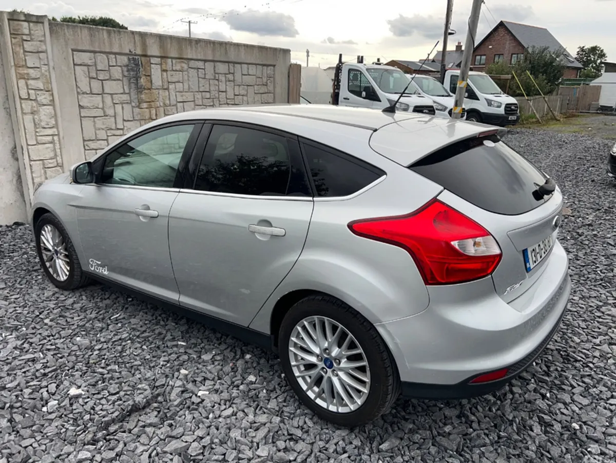 Ford Focus Hatchback, Petrol, 2013, Silver