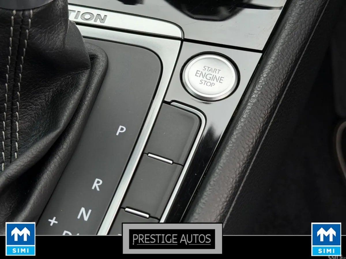 Volkswagen Golf Hatchback, Petrol, 2017, Blue