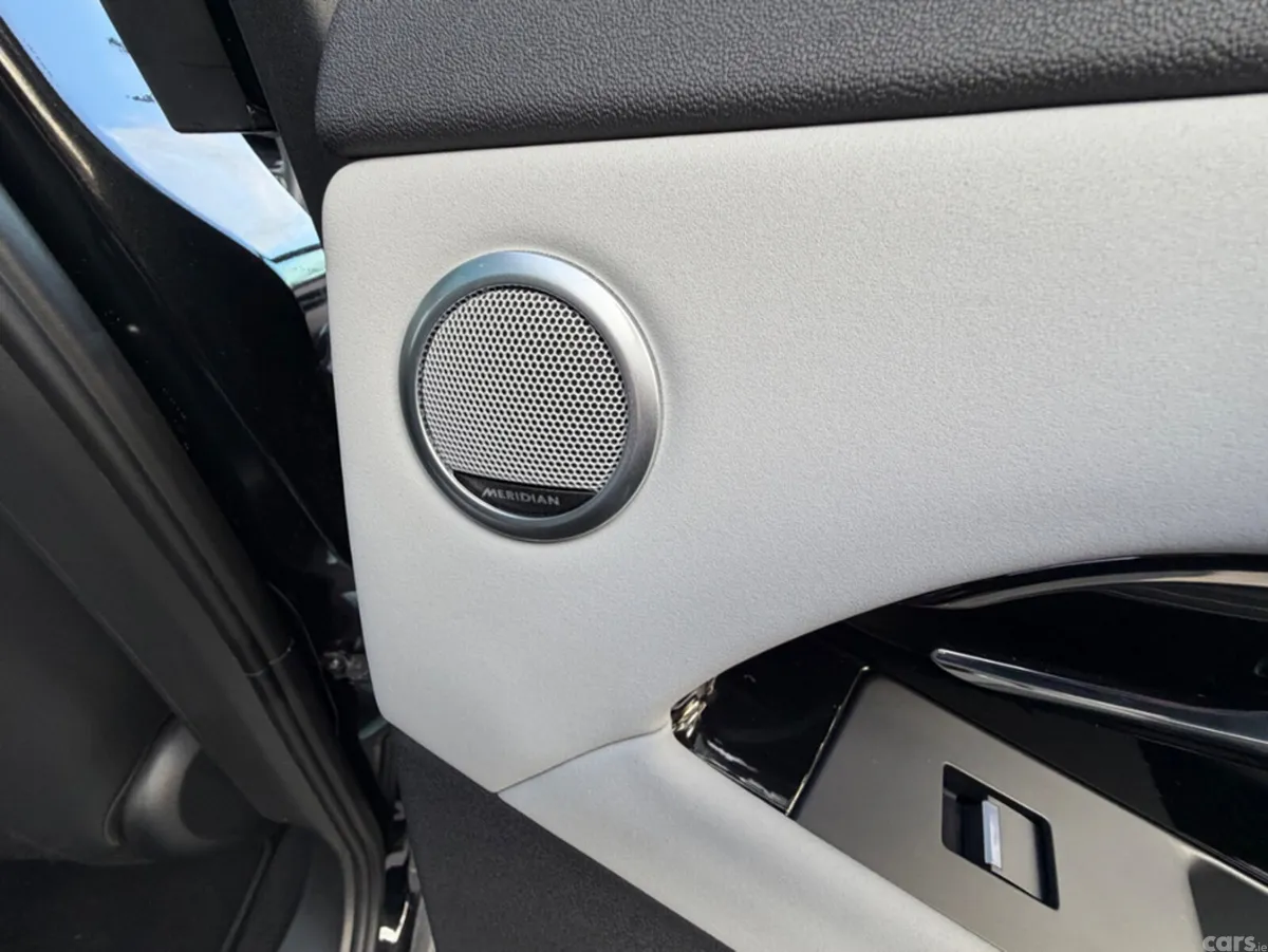 Land Rover Range Rover Evoque SUV, Petrol Plug-in Hybrid, 2025, Black