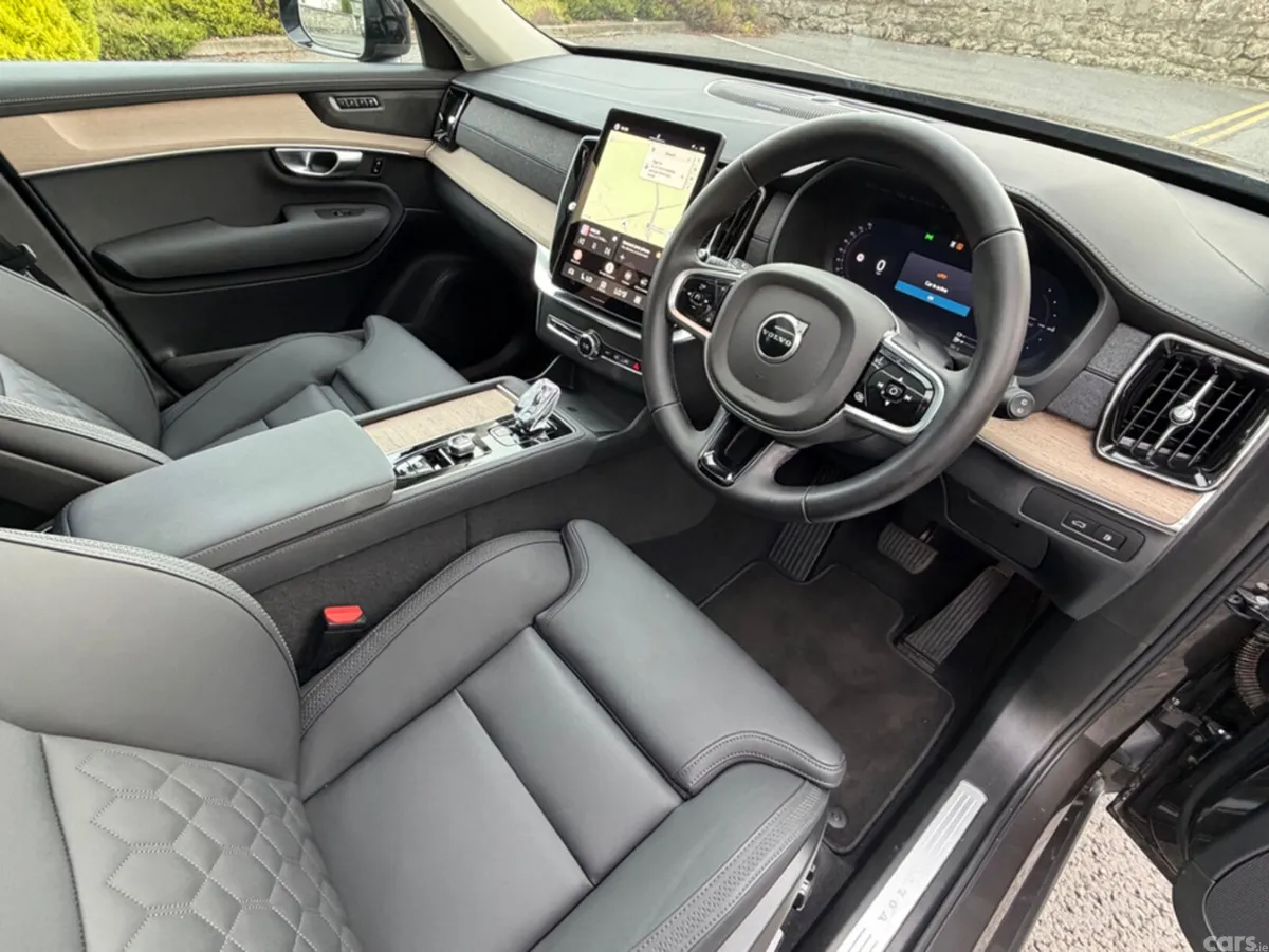 Volvo XC90 SUV, Petrol Plug-in Hybrid, 2026, Grey