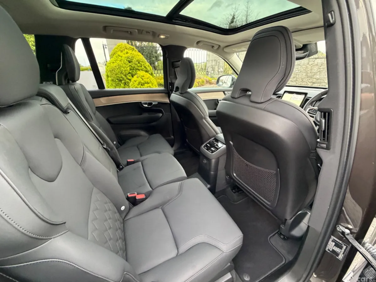 Volvo XC90 SUV, Petrol Plug-in Hybrid, 2026, Grey