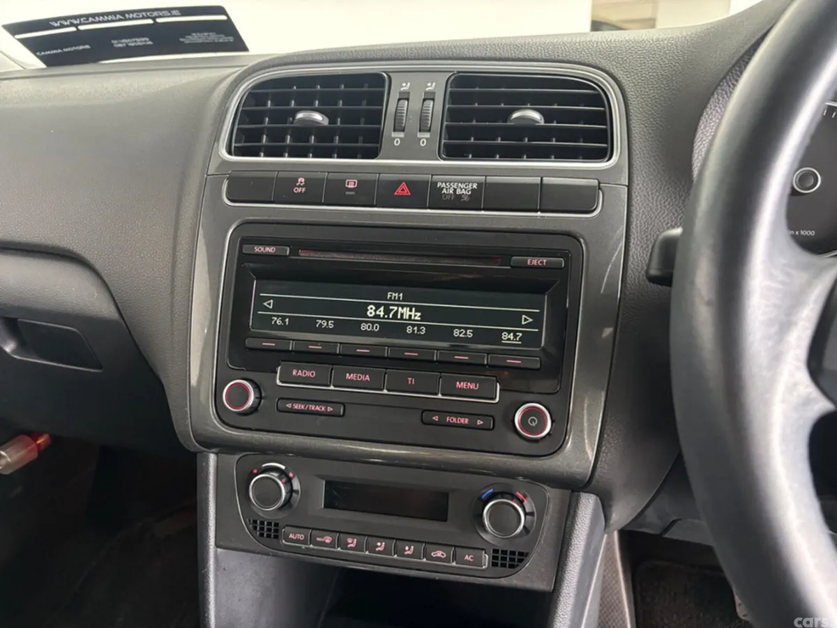 Volkswagen Polo Hatchback, Petrol, 2013, Black