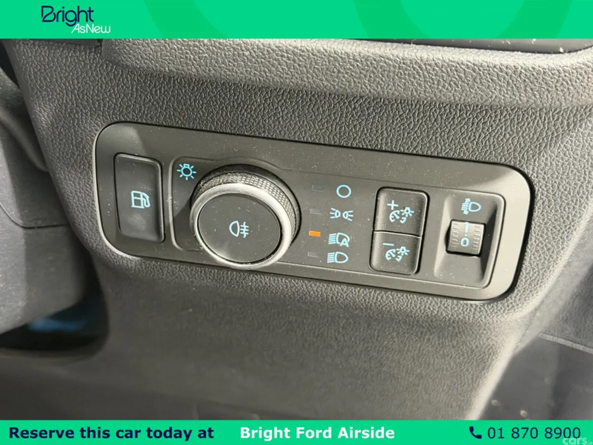 Ford Kuga MPV, Petrol Plug-in Hybrid, 2024, Black
