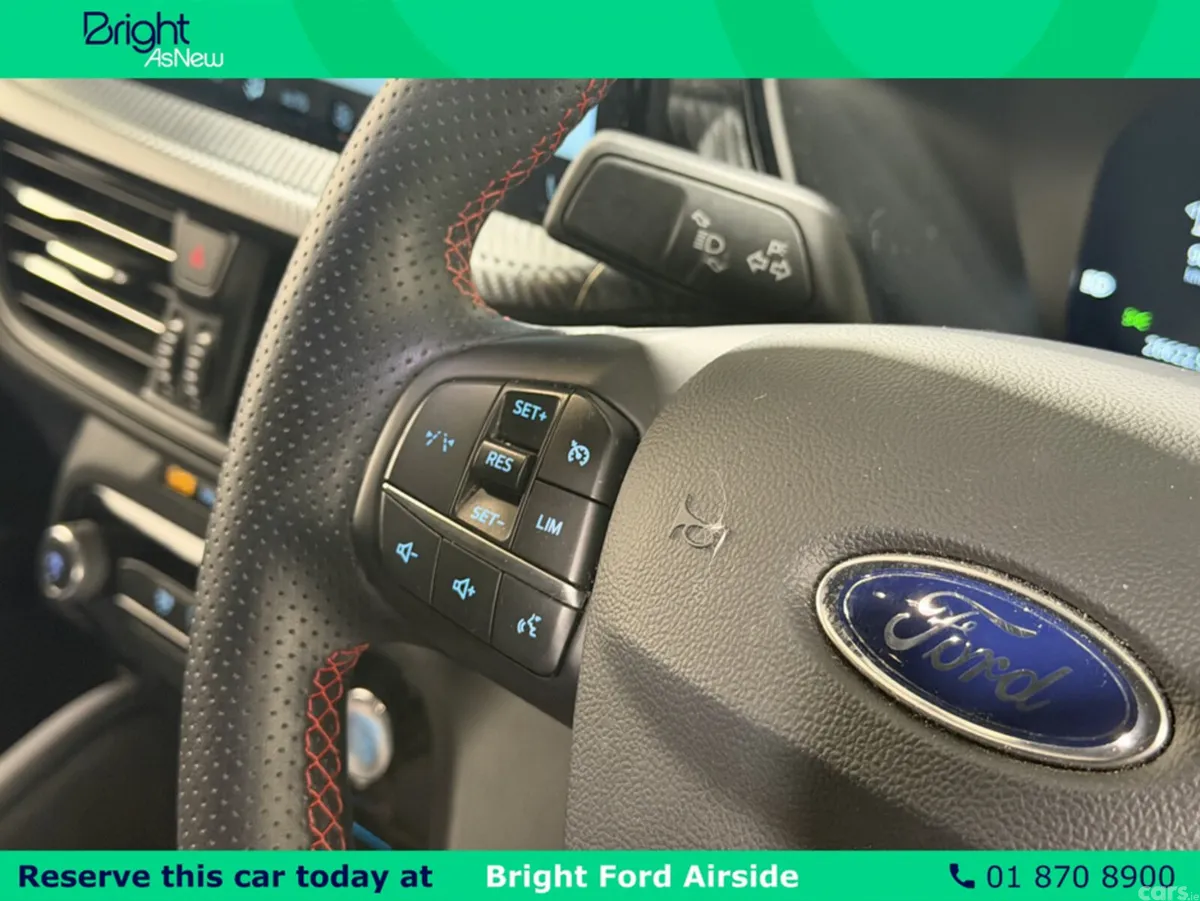 Ford Kuga MPV, Petrol Plug-in Hybrid, 2024, Black