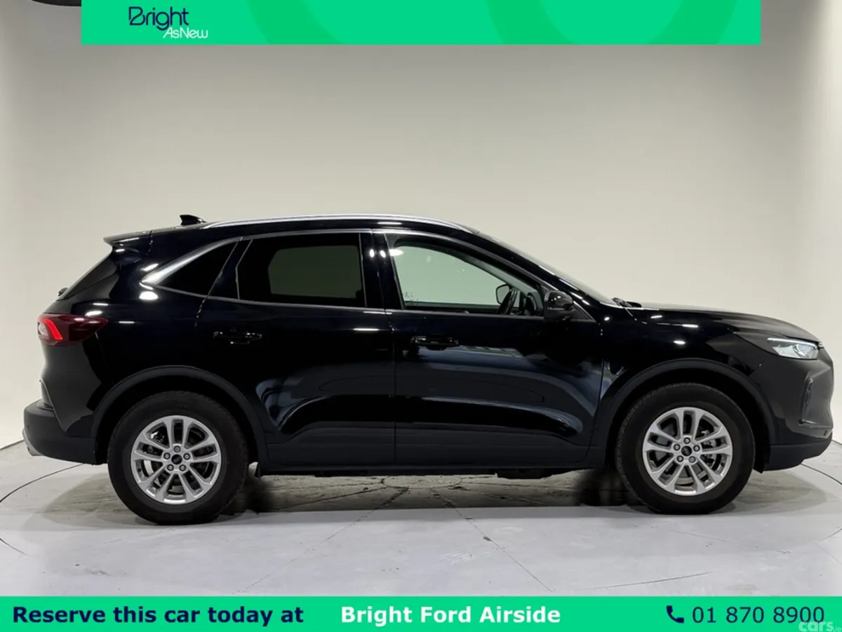 Ford Kuga MPV, Petrol Plug-in Hybrid, 2024, Black