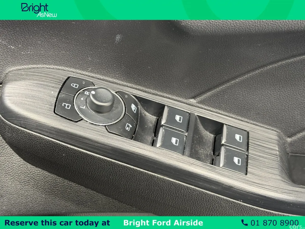 Ford Kuga MPV, Petrol Plug-in Hybrid, 2024, Black