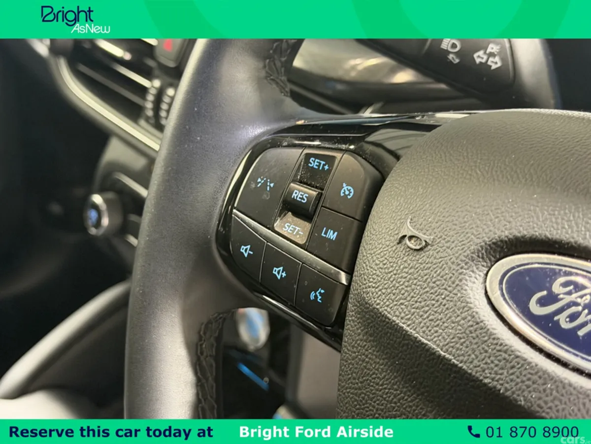 Ford Kuga MPV, Petrol Plug-in Hybrid, 2024, Black