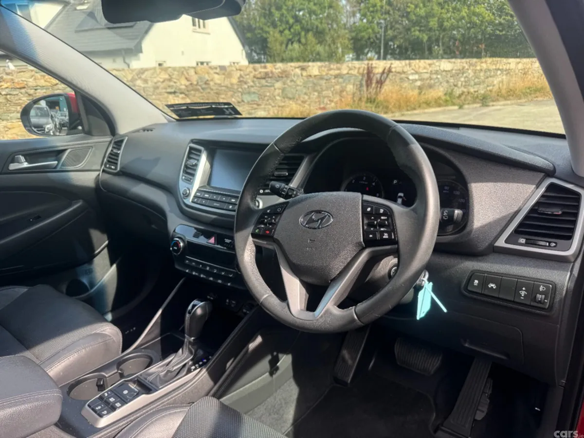 Hyundai Tucson Estate, Diesel, 2017, Red