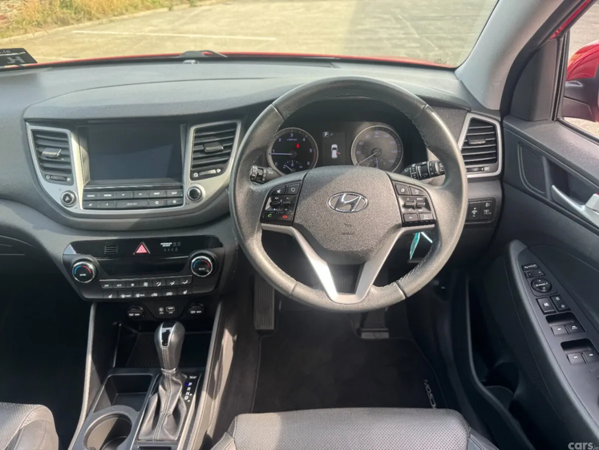 Hyundai Tucson Estate, Diesel, 2017, Red