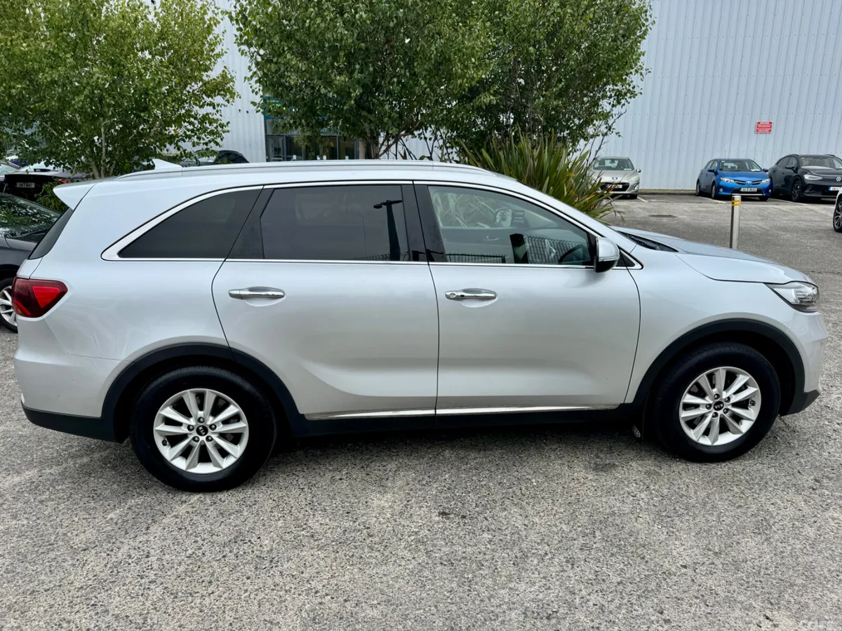 Kia Sorento SUV, Diesel, 2019, Grey