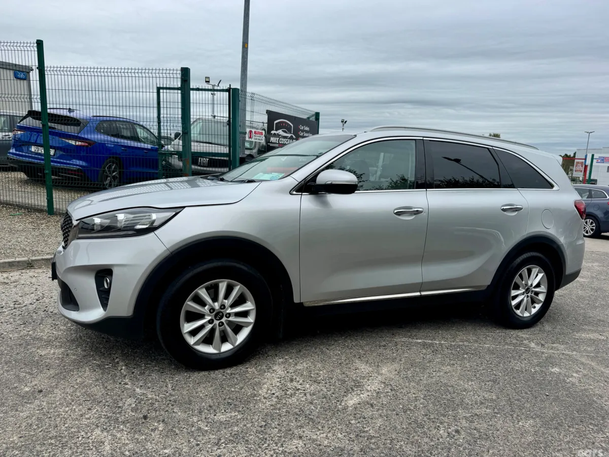 Kia Sorento SUV, Diesel, 2019, Grey
