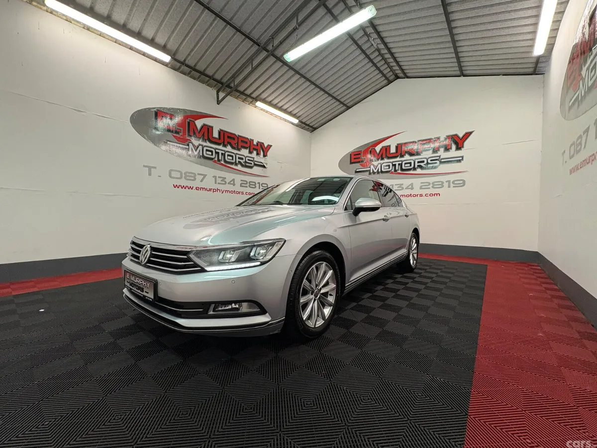 Volkswagen Passat Saloon, Diesel, 2016, Silver