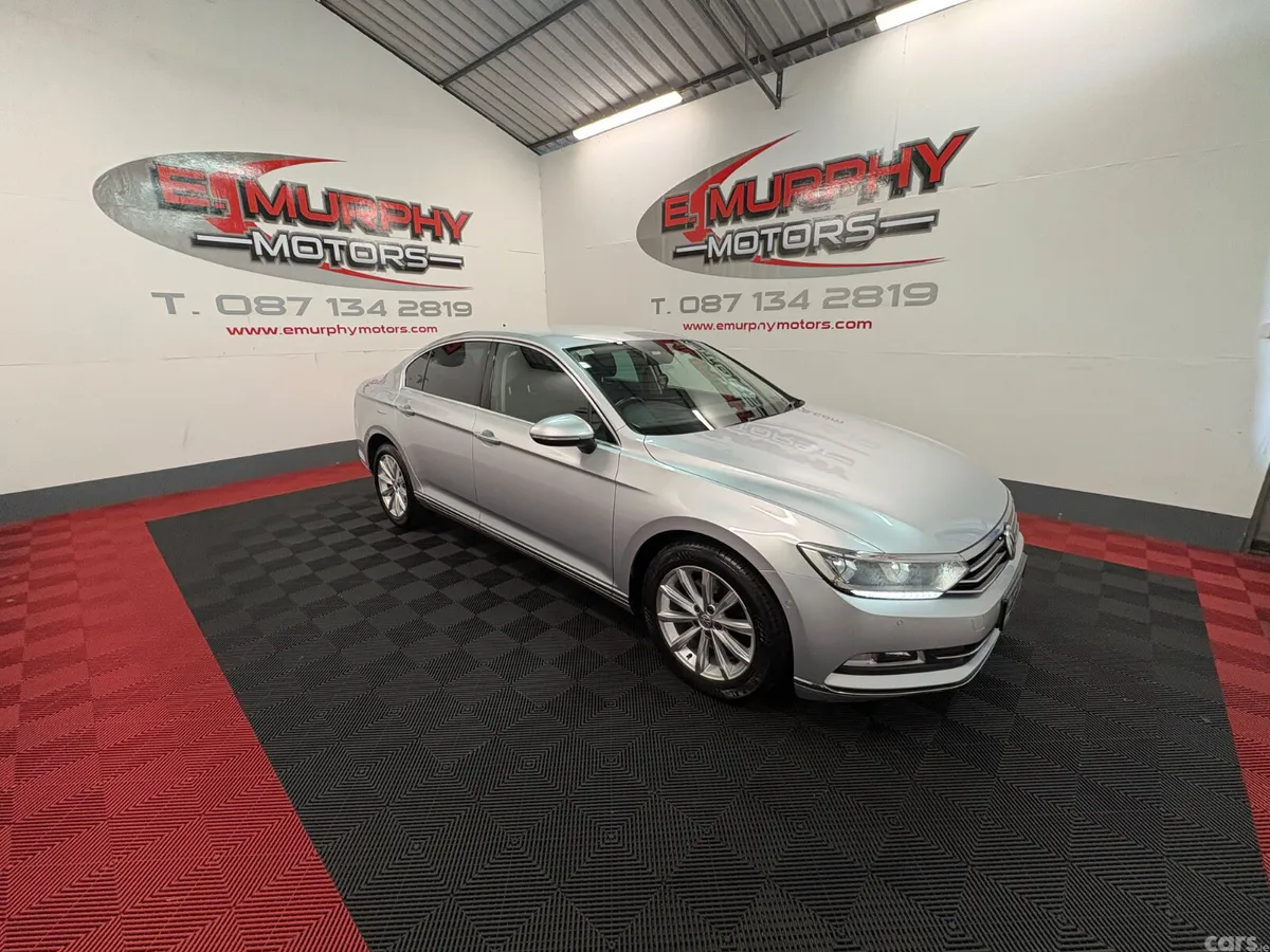 Volkswagen Passat Saloon, Diesel, 2016, Silver