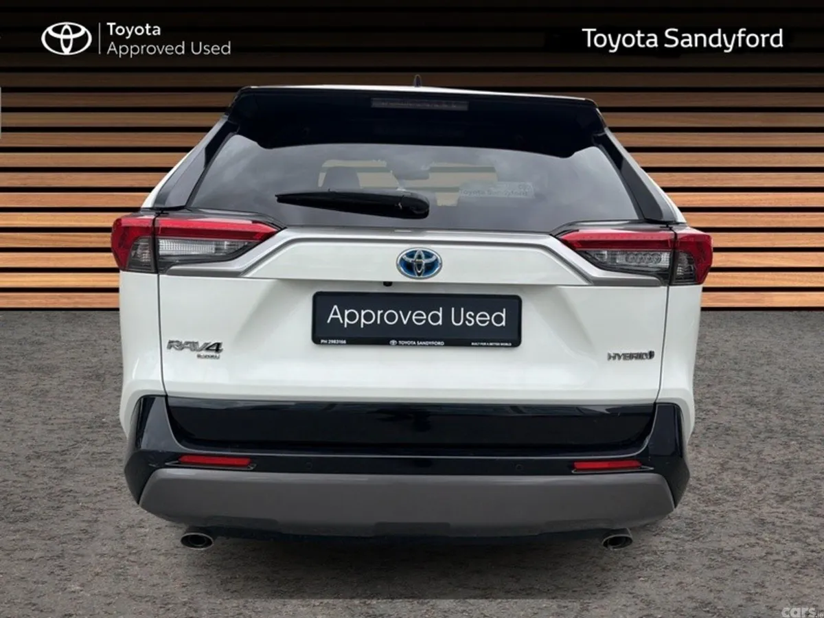 Toyota RAV4 SUV, Petrol Hybrid, 2022, White