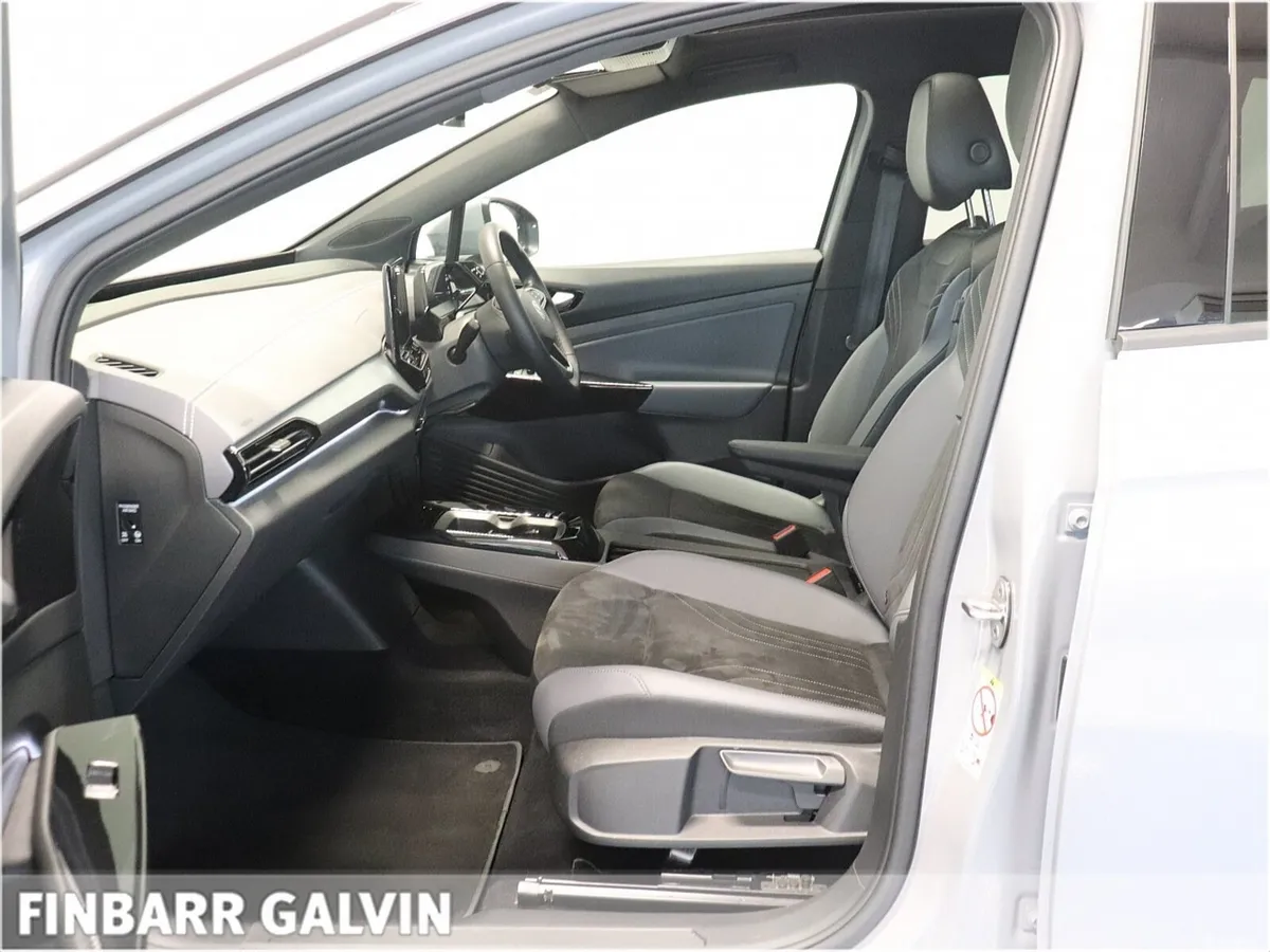 Volkswagen ID.4 Estate, Electric, 2023, Grey