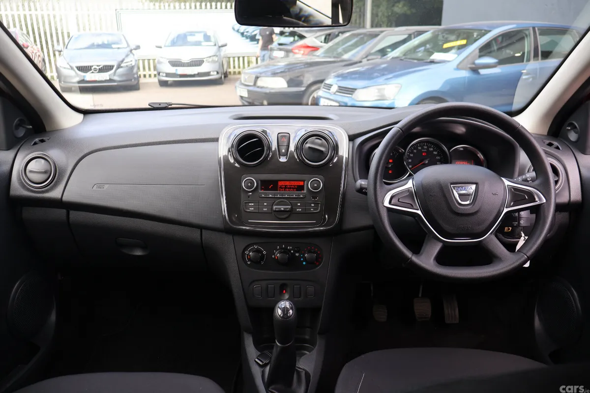 Dacia Sandero Hatchback, Petrol, 2021, Red