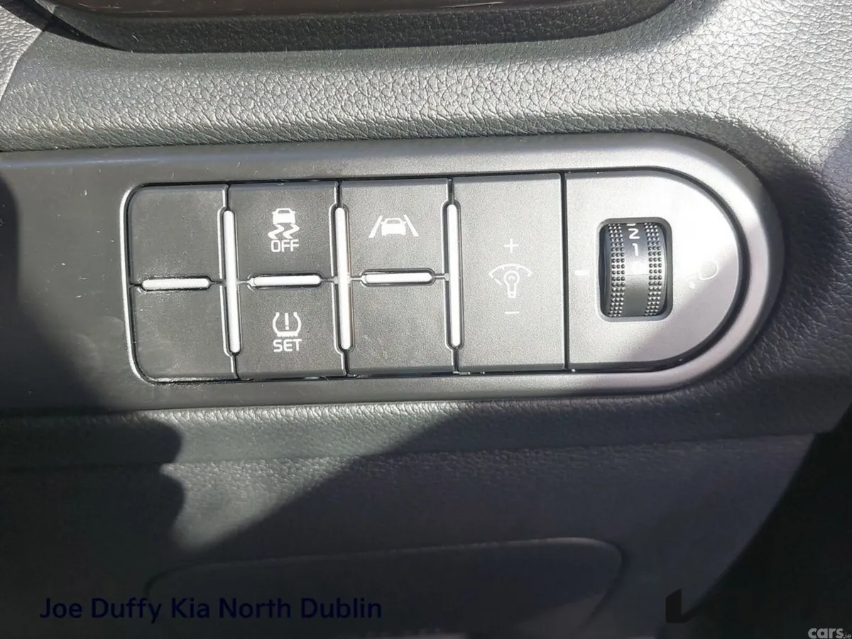 Kia Ceed Hatchback, Diesel Hybrid, 2023, Blue