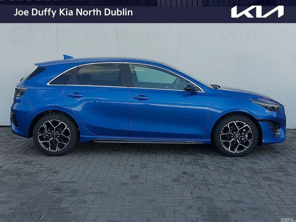 Kia Ceed Hatchback, Diesel Hybrid, 2023, Blue