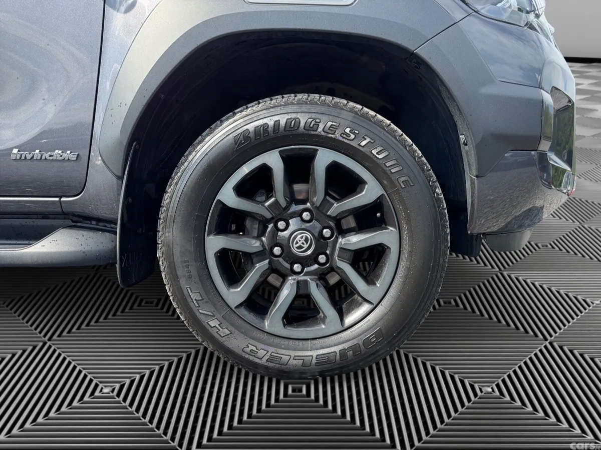 Toyota Hilux Pick Up, Diesel, 2023, Grey