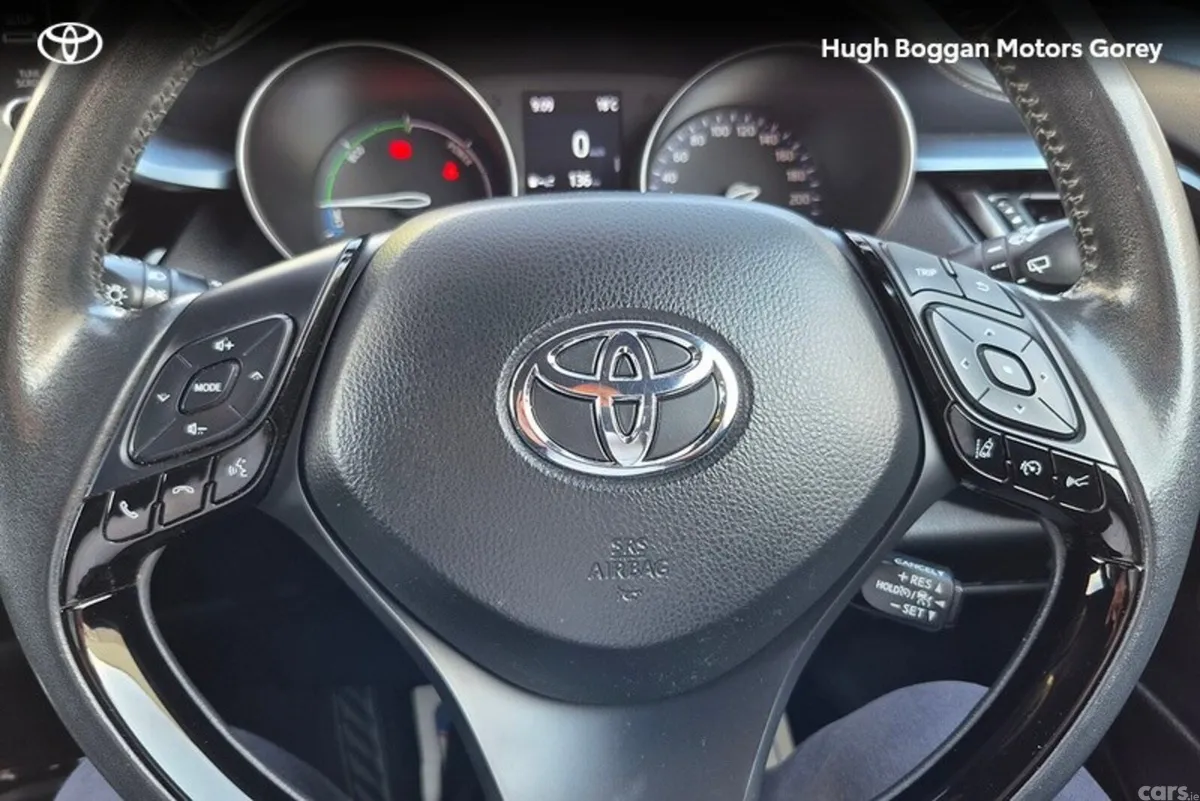 Toyota C-HR SUV, Petrol Hybrid, 2021, Grey