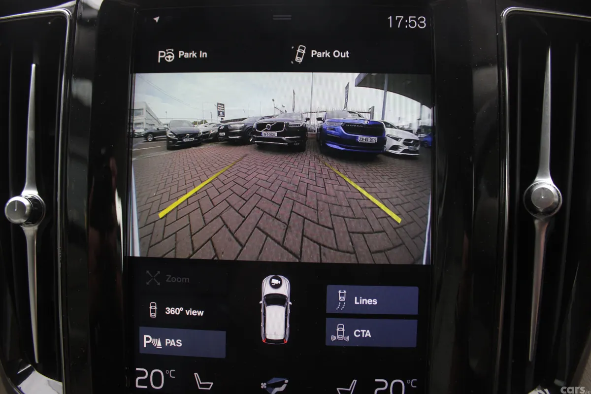 Volvo XC60 MPV, Diesel, 2020, White