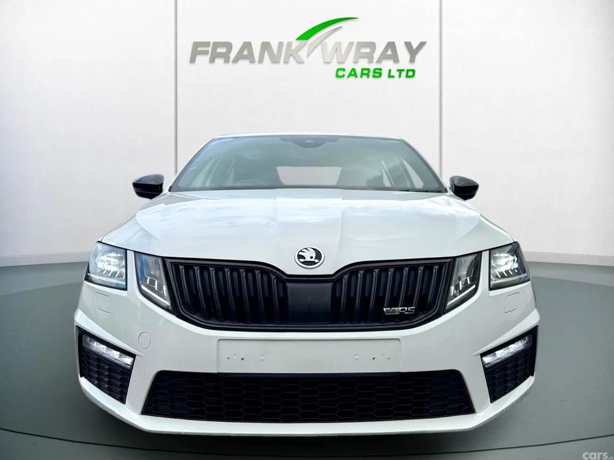 Skoda Octavia Hatchback, Diesel, 2018, White