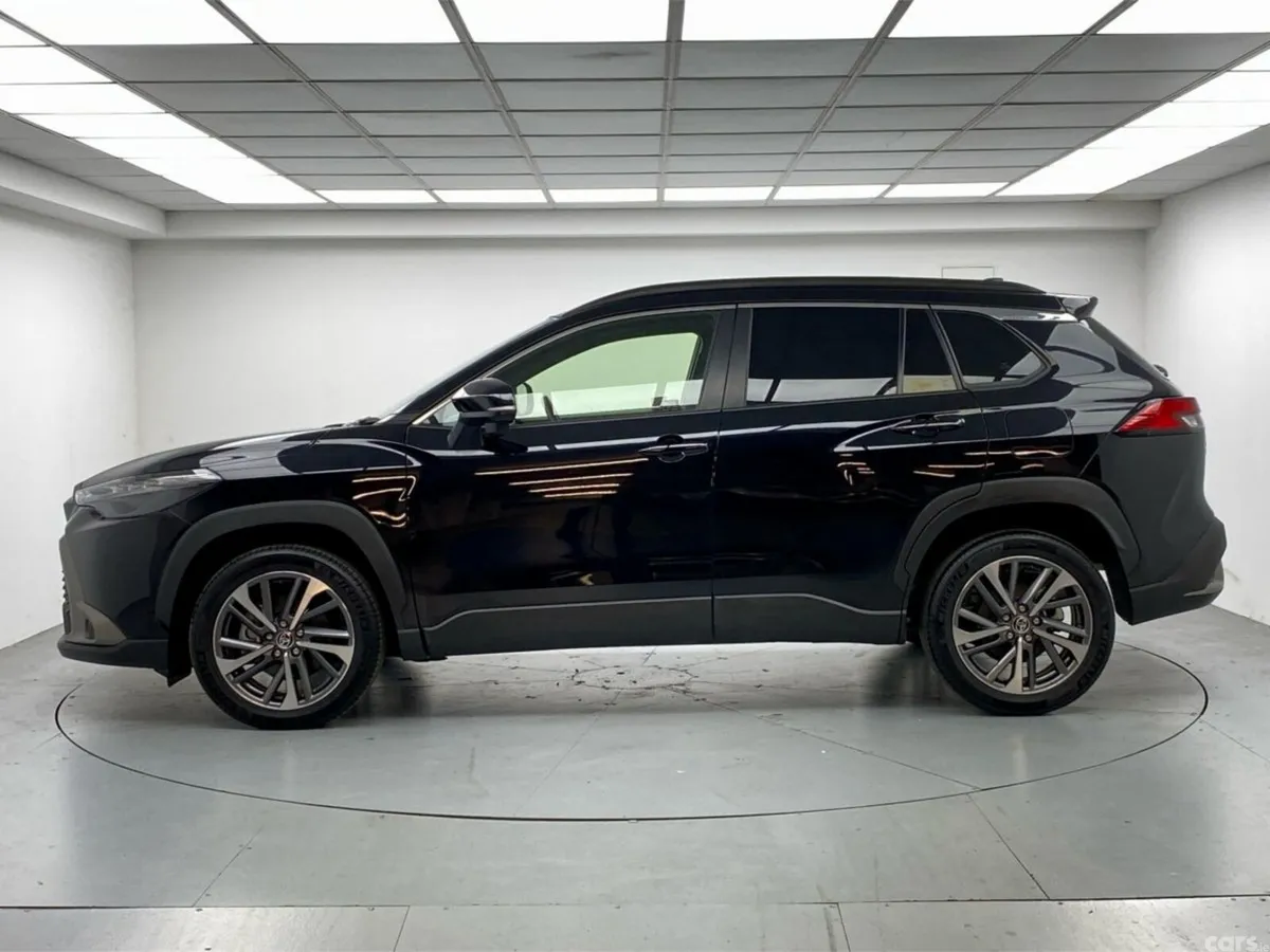 Toyota Corolla Cross SUV, Petrol Hybrid, 2024, Black