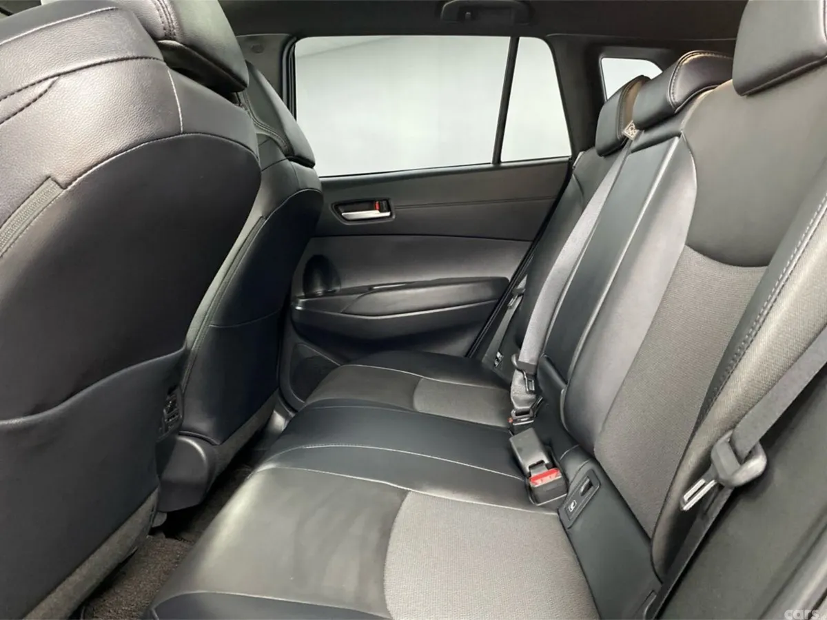 Toyota Corolla Cross SUV, Petrol Hybrid, 2024, Black