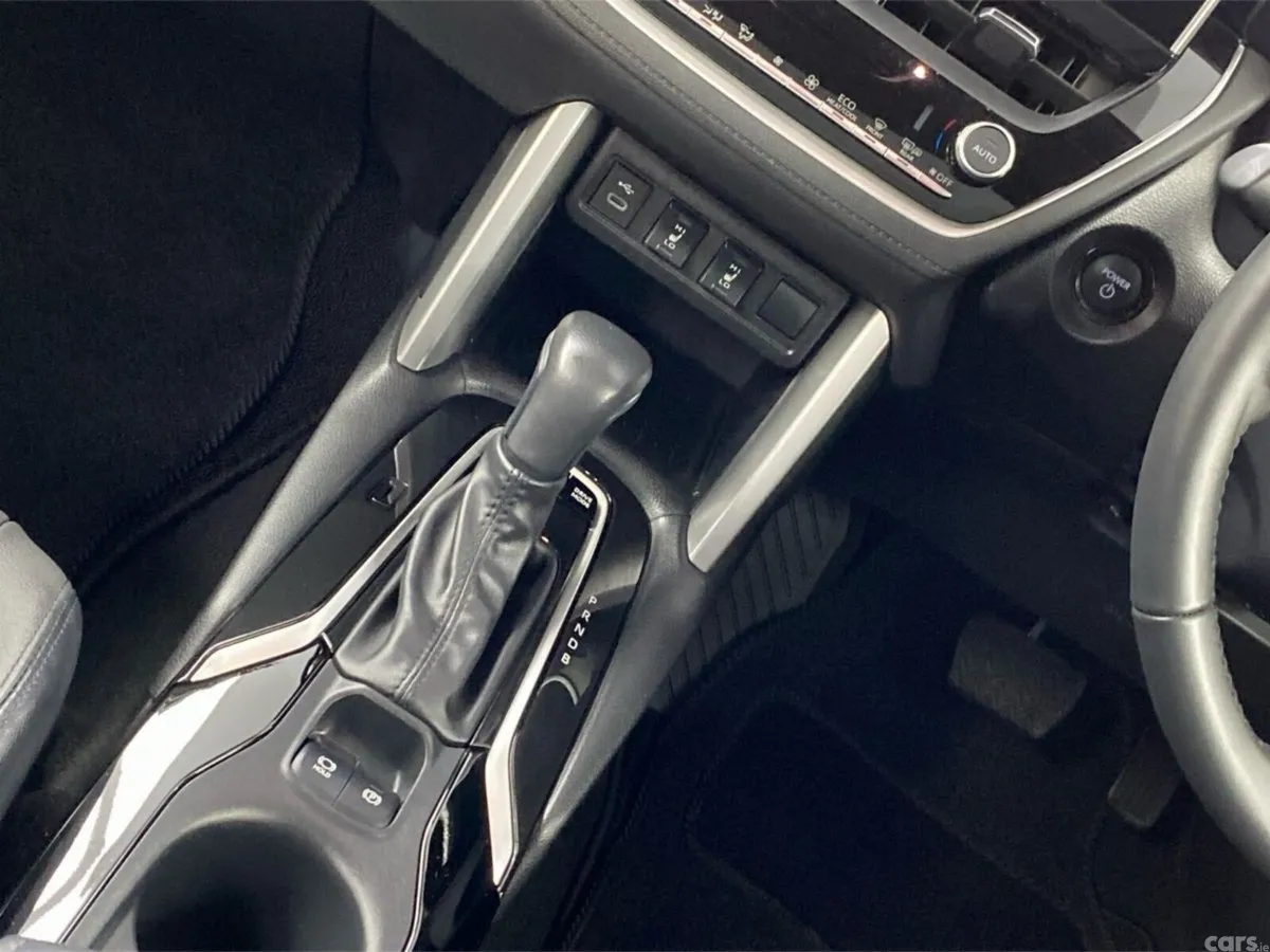 Toyota Corolla Cross SUV, Petrol Hybrid, 2024, Black