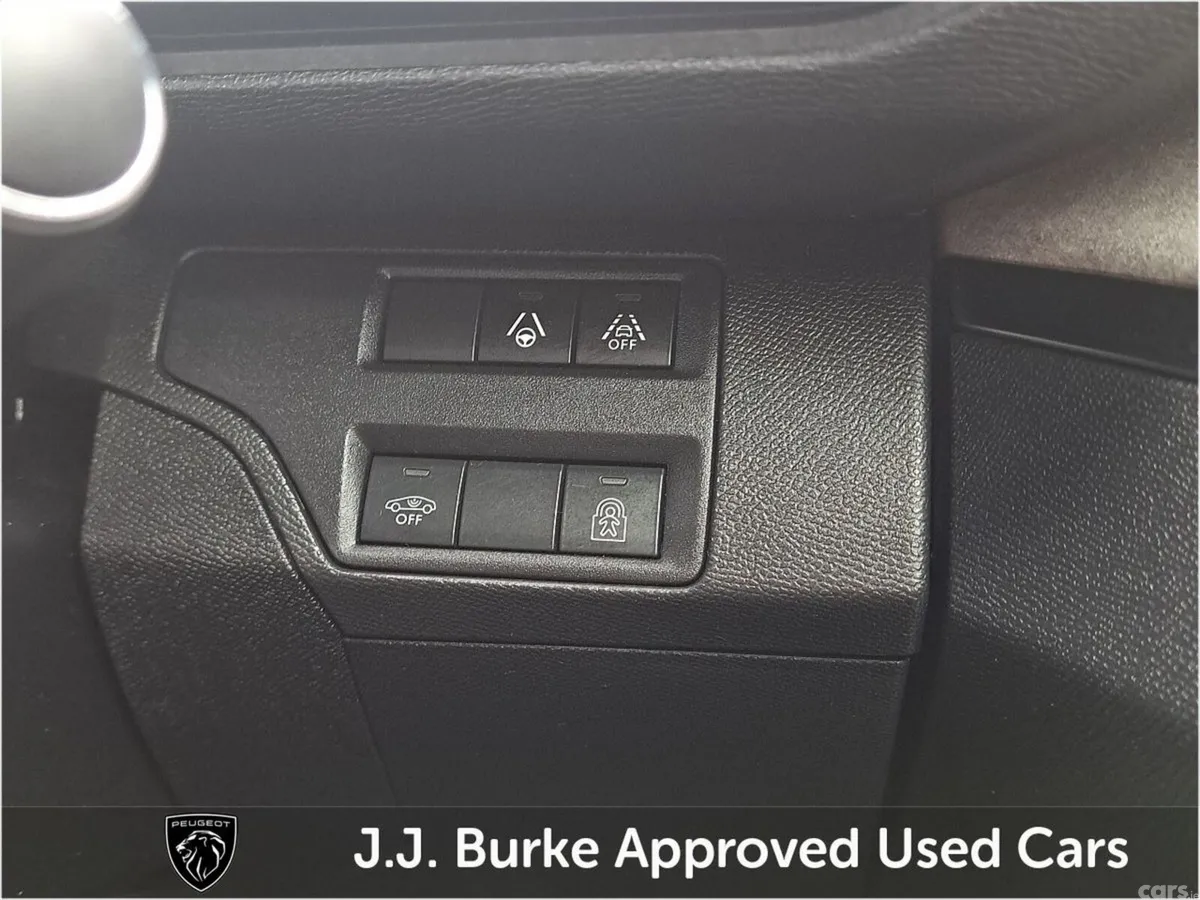 Peugeot 5008 SUV, Diesel, 2023, Black