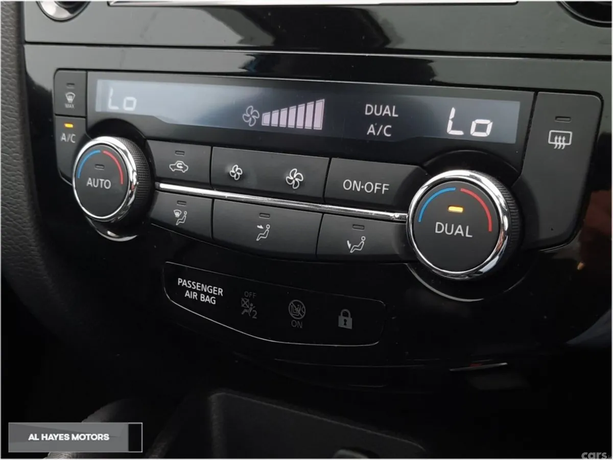 Nissan Qashqai SUV, Petrol, 2021, Blue