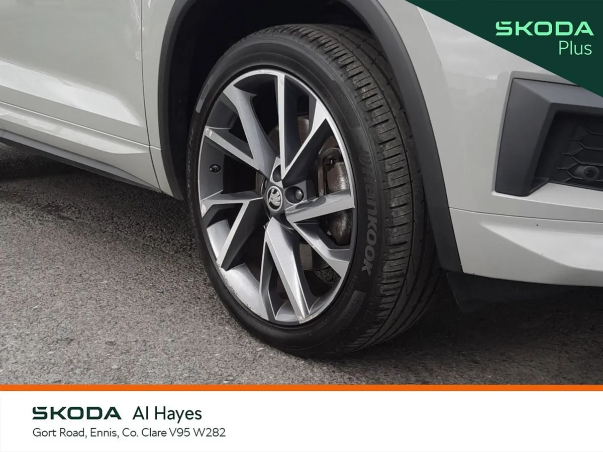 Skoda Kodiaq MPV, Diesel, 2023, Grey
