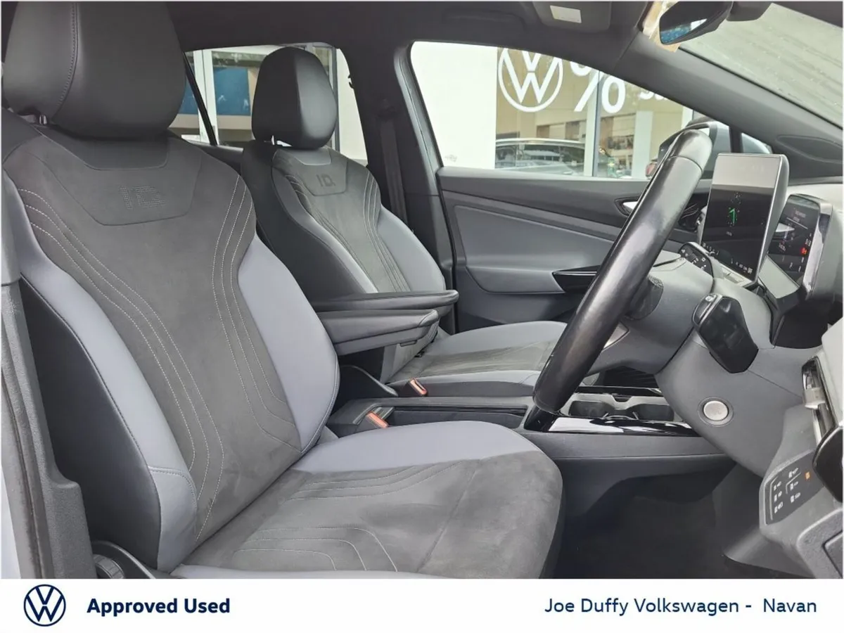 Volkswagen ID.4 Estate, Electric, 2024, Grey