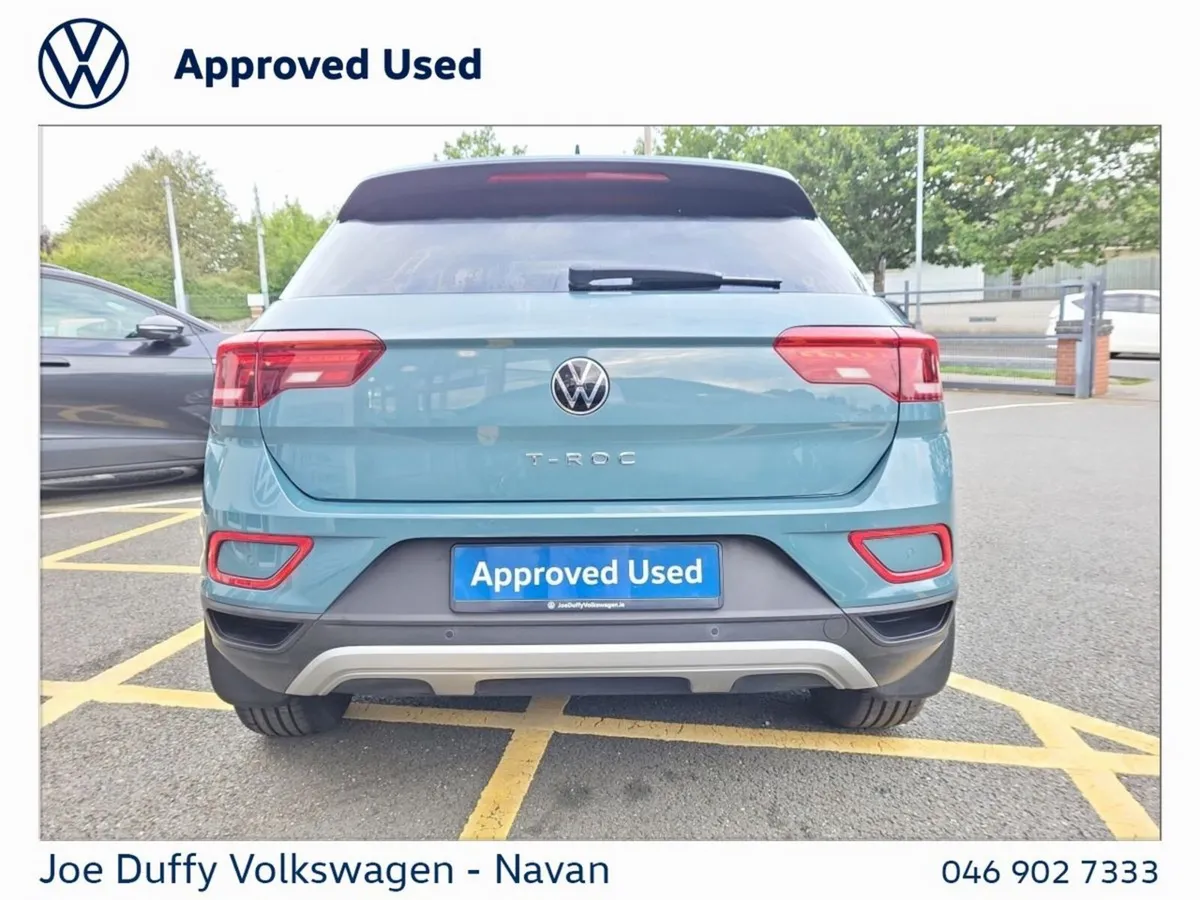 Volkswagen T-Roc SUV, Petrol, 2023, Blue