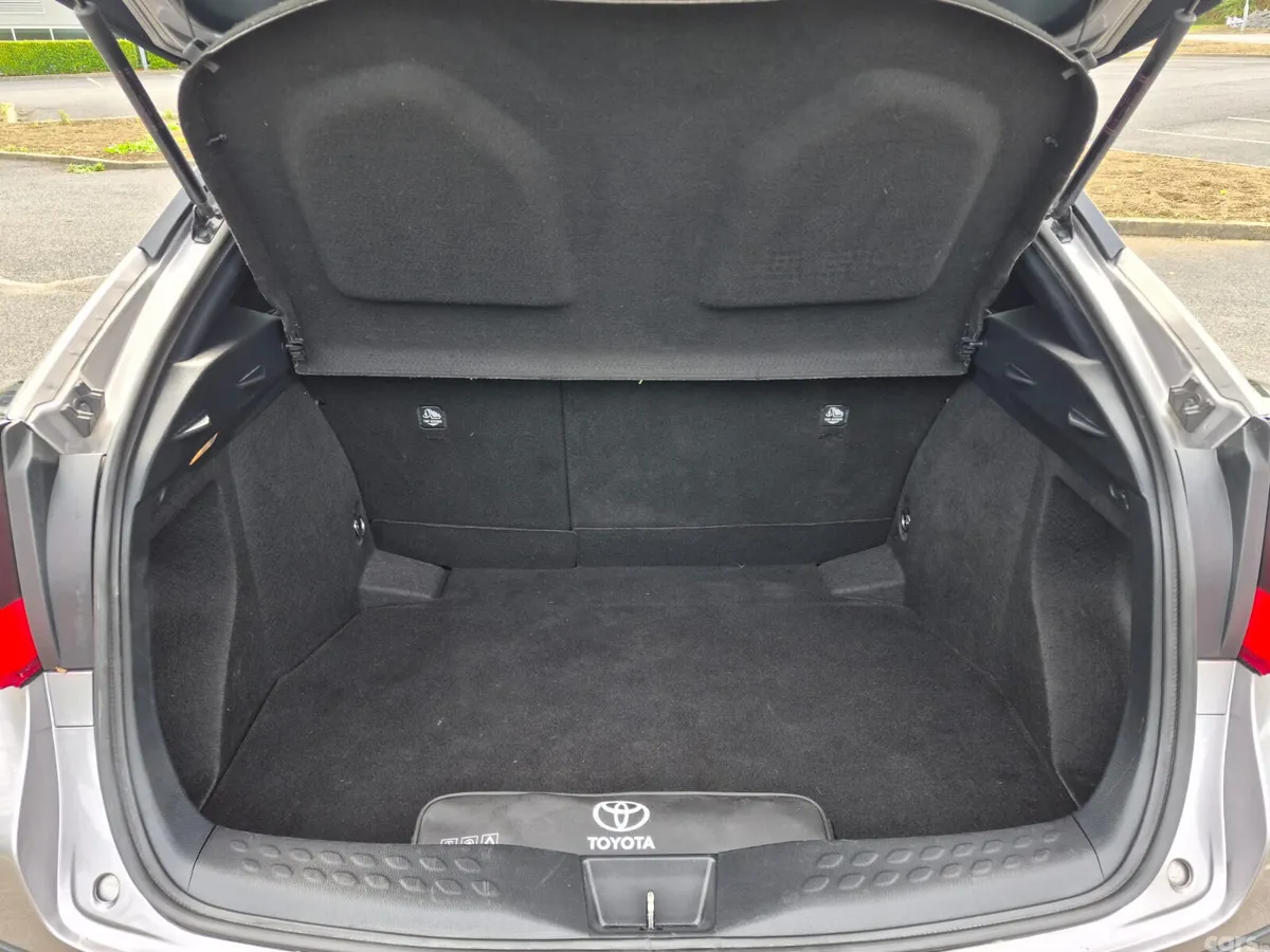 Toyota C-HR Hatchback, Petrol Hybrid, 2020, Grey